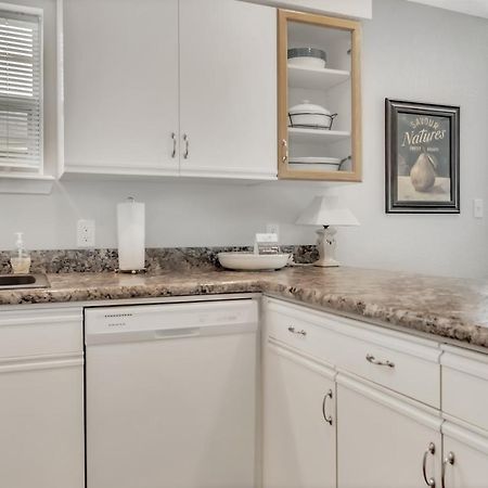 West Rockford Condo 140 Бренсън Екстериор снимка